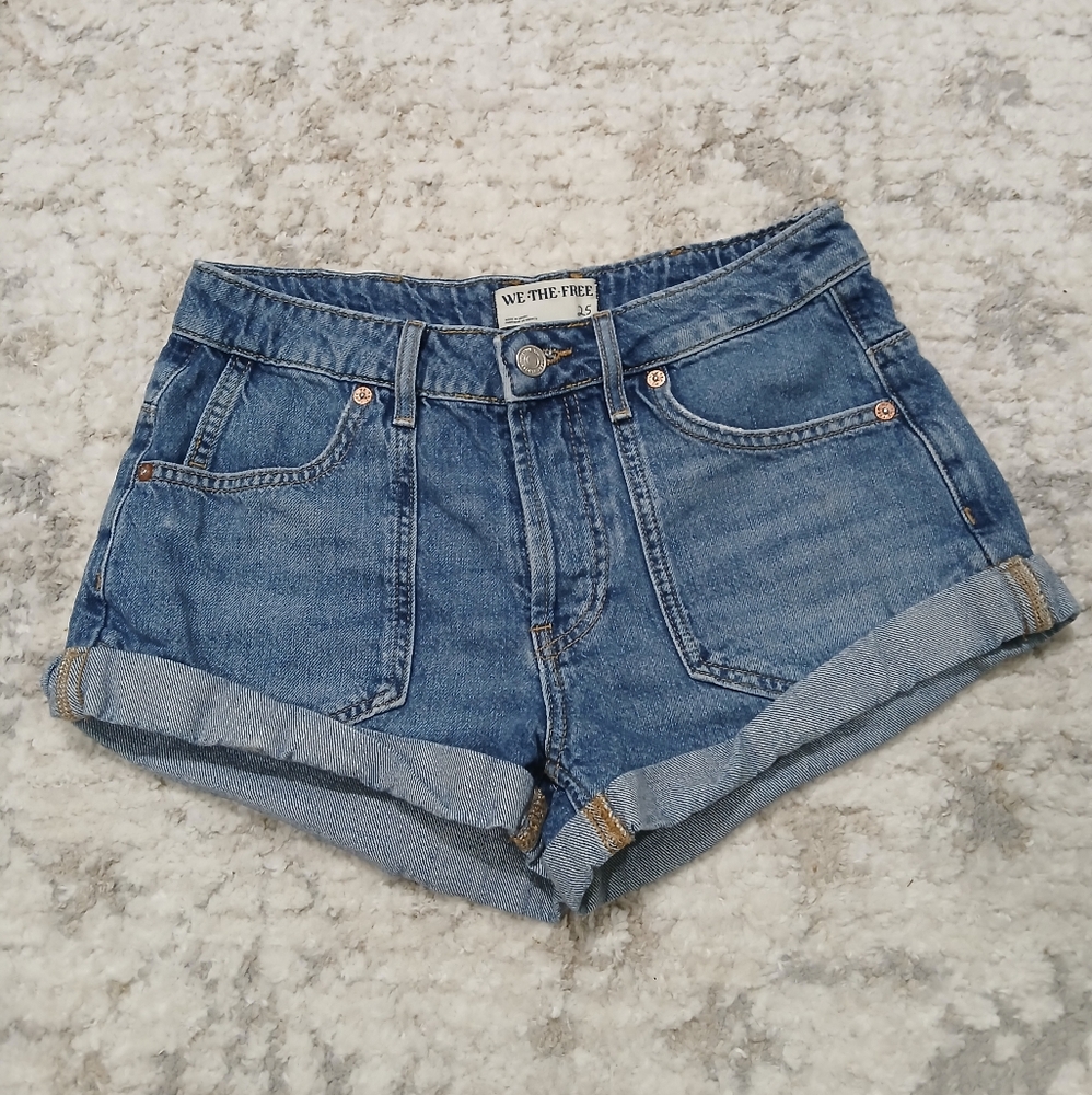 Free People Womens Denim Shorts ~ Size 25